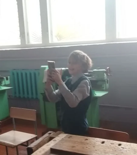🤩 Стикер «Доска позора» для Telegram