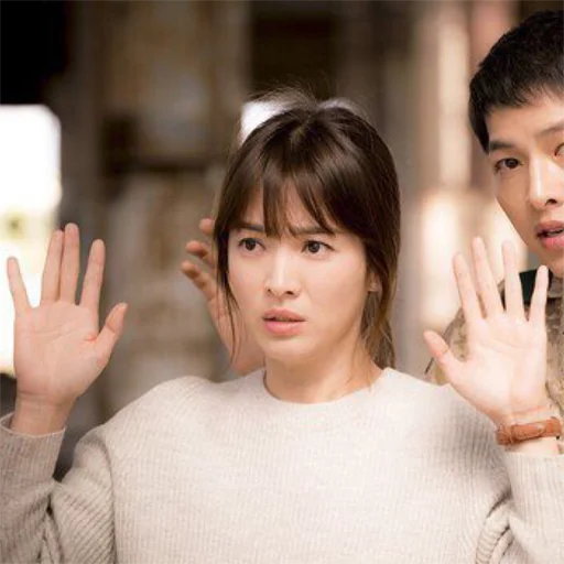 🙌 Стикер «DESCENDANTS OF THE SUN» для Telegram