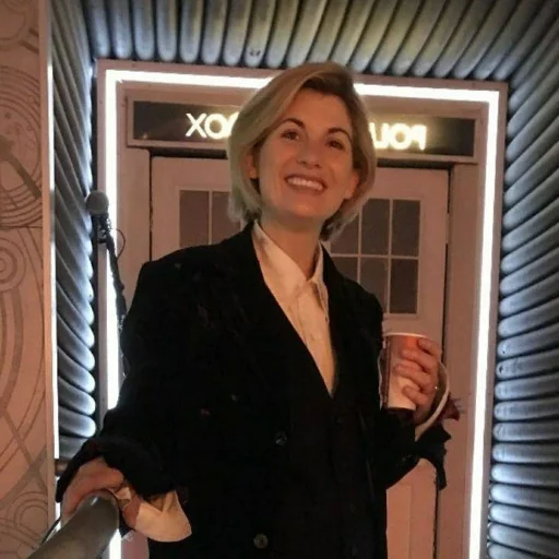 🤗 Стикер «13th Doctor» для Telegram