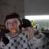 Стикер 33 Дениска