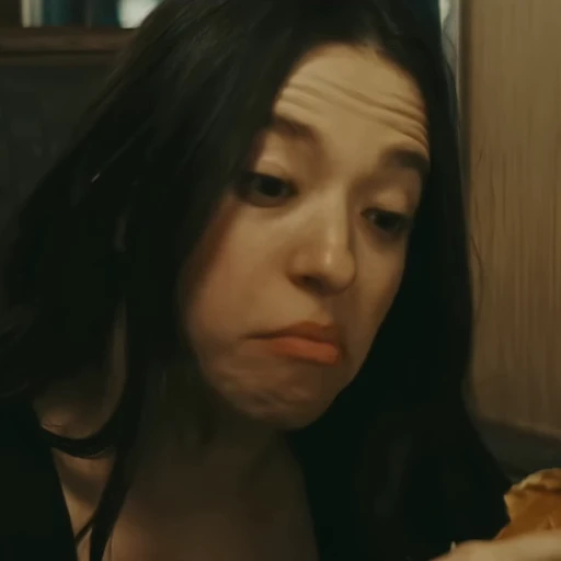 🤷‍♀️ Стикер «Anora» для Telegram