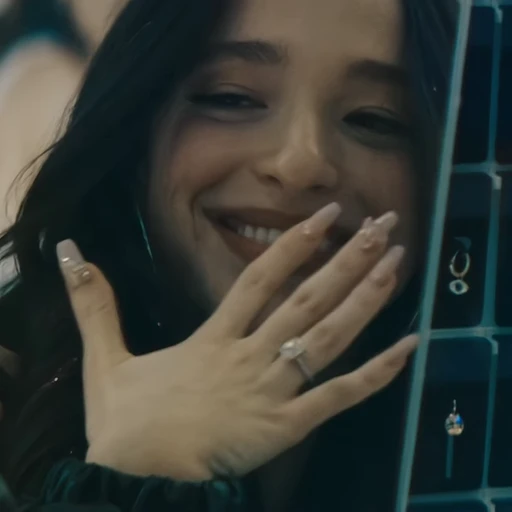 💍 Стикер «Anora» для Telegram