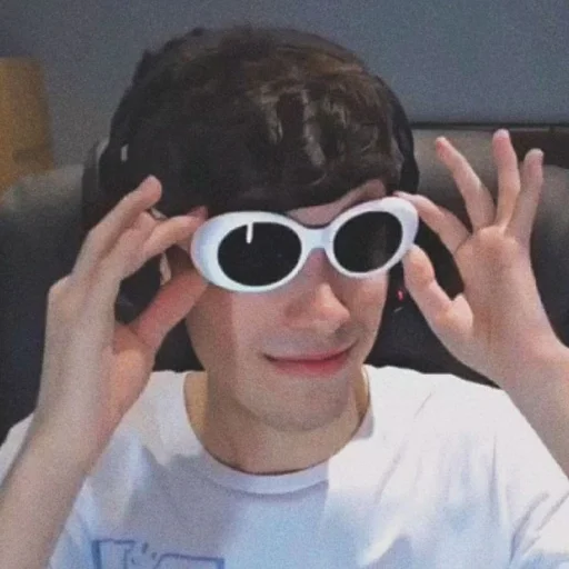 🕶 Стикер «dsmp.jpeg» для Telegram