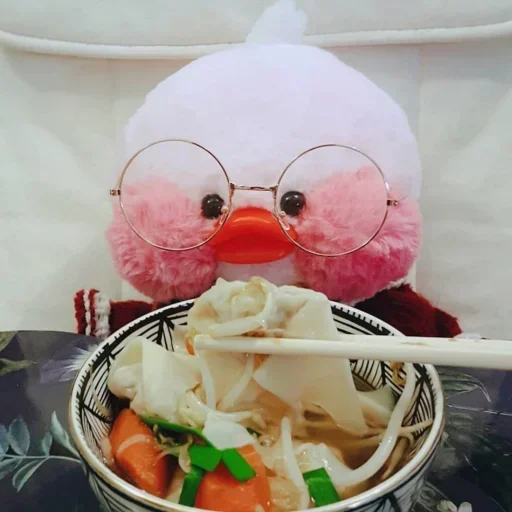 😐 Стикер «Ducky Dolly» для Telegram
