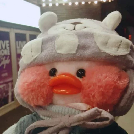 😐 Стикер «Ducky Dolly» для Telegram