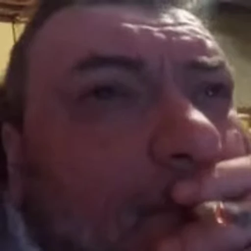 🚬 Стикер «Легитимный Двач» для Telegram