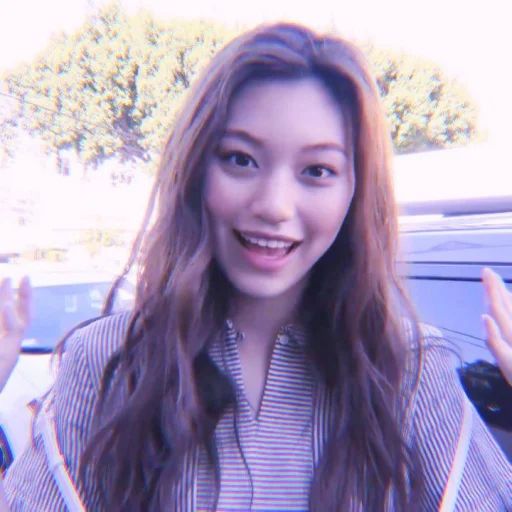 😆 Стикер «kim doyeon» для Telegram