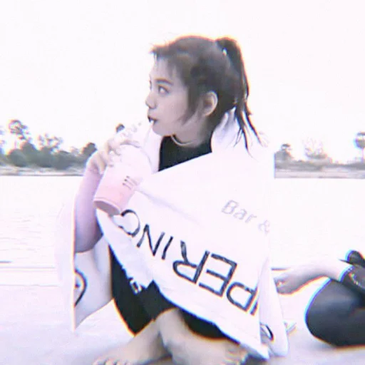 🥤 Стикер «kim doyeon» для Telegram