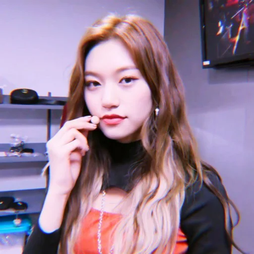 🍃 Стикер «kim doyeon» для Telegram