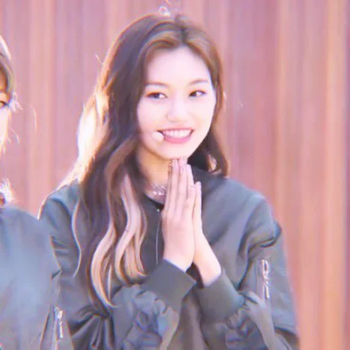 🙏 Стикер «kim doyeon» для Telegram