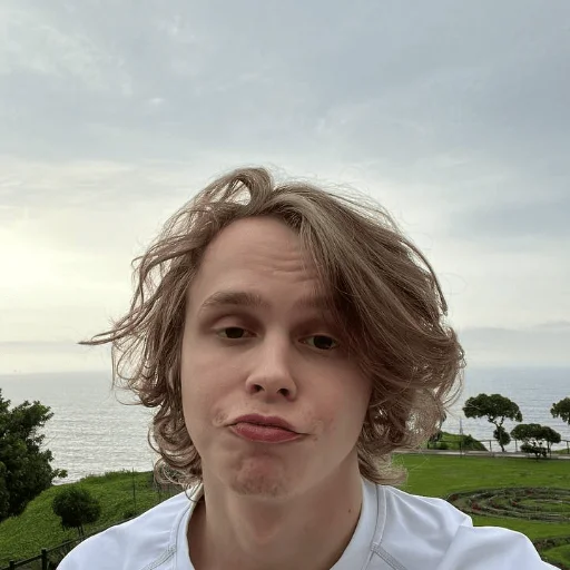 😎 Стикер «dyrachyo» для Telegram