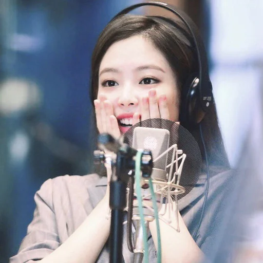 ➖ Стикер «DBW Jennie» для Telegram
