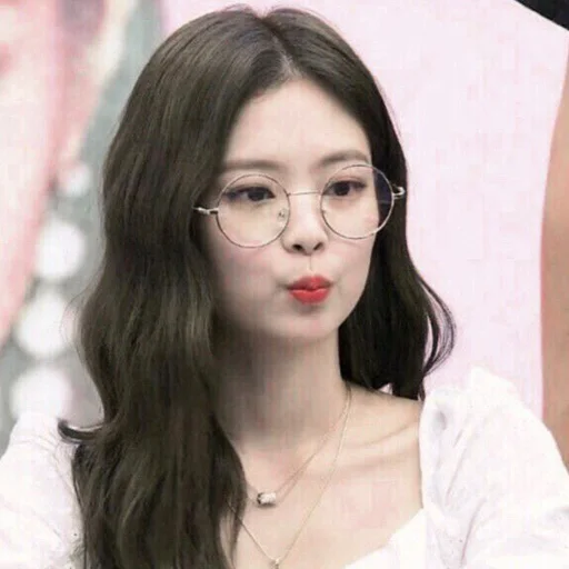 ➖ Стикер «DBW Jennie» для Telegram
