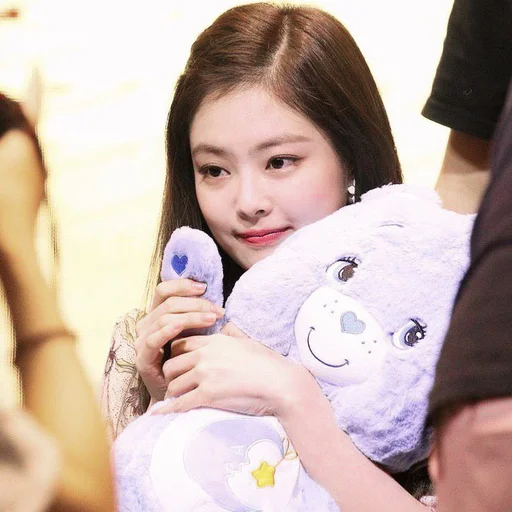 ➖ Стикер «DBW Jennie» для Telegram