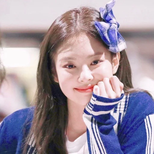 ➖ Стикер «DBW Jennie» для Telegram