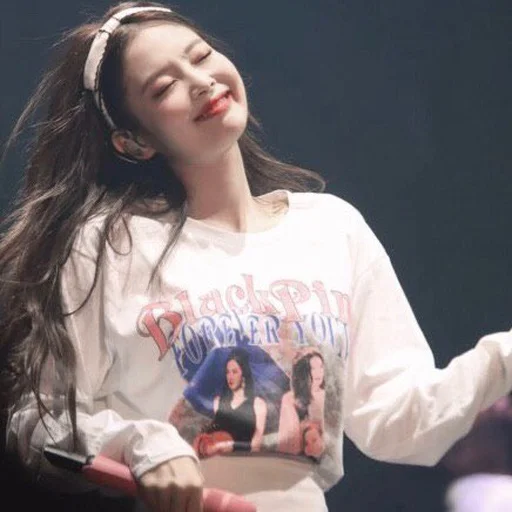 ➖ Стикер «DBW Jennie» для Telegram