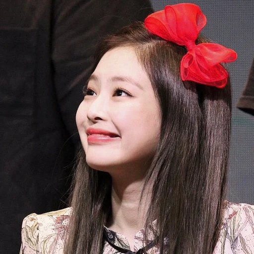 ➖ Стикер «DBW Jennie» для Telegram