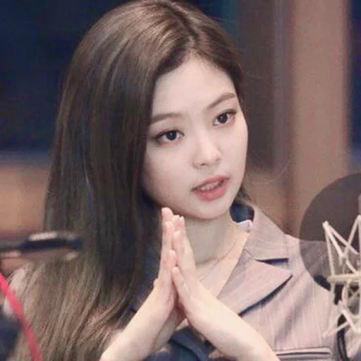 ➖ Стикер «DBW Jennie» для Telegram