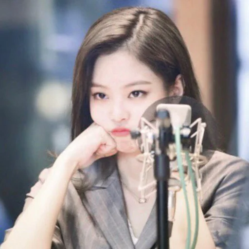 ➖ Стикер «DBW Jennie» для Telegram