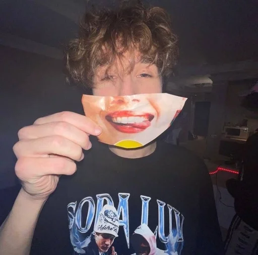 🤣 Стикер «twitchcouples» для Telegram