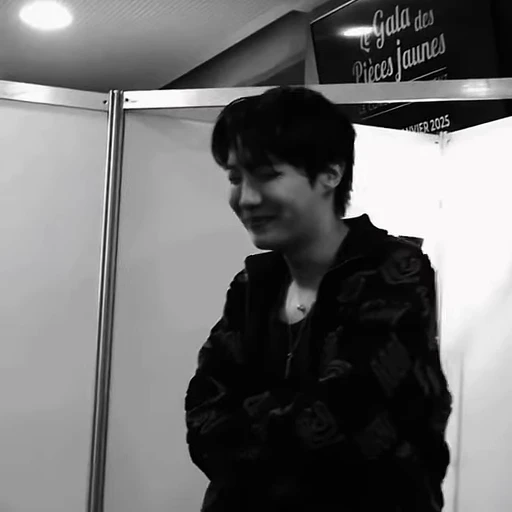 🖤 Стикер «Hobis wife» для Telegram