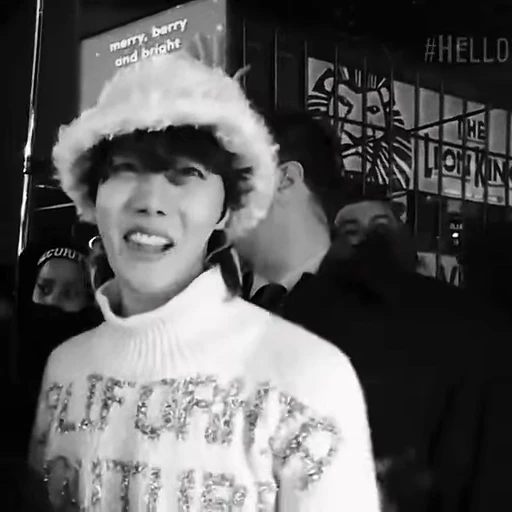 🖤 Стикер «Hobis wife» для Telegram