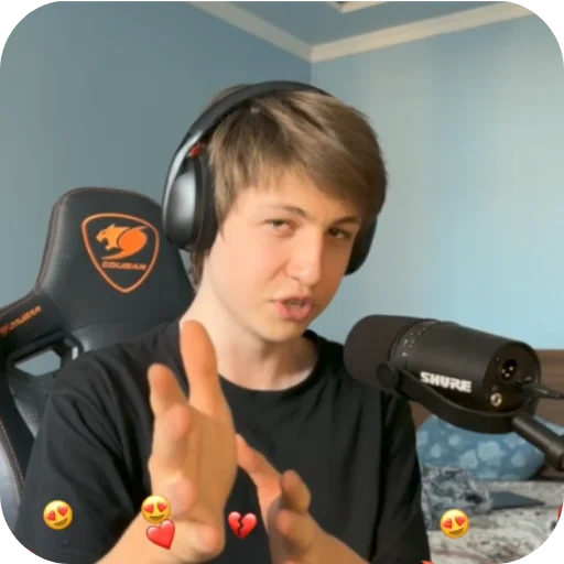 👏 Стикер «Мамикс» для Telegram