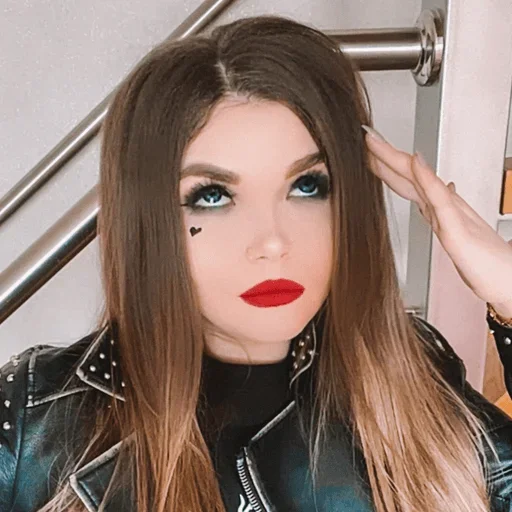 🙄 Стикер «Elena Raytman» для Telegram