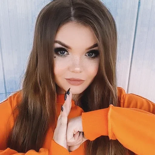 🤜 Стикер «Elena Raytman» для Telegram