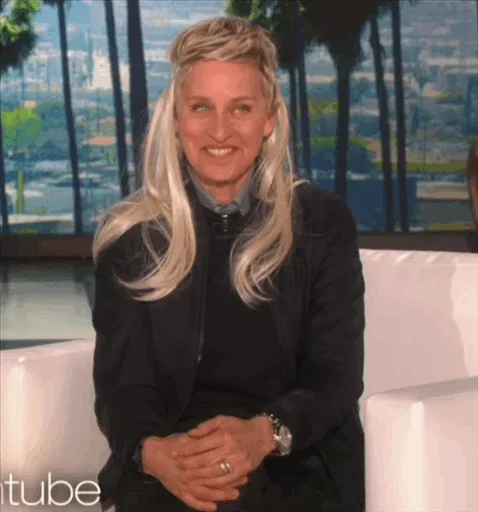 😁 Стикер «Ellen_Degeneres» для Telegram