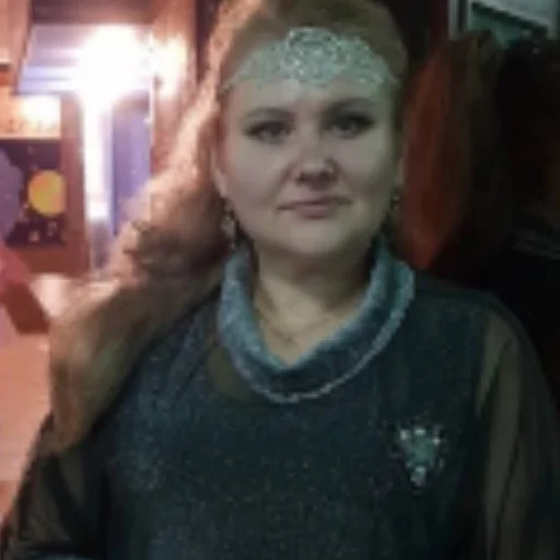 😜 Стикер «Еленочка Павловна» для Telegram
