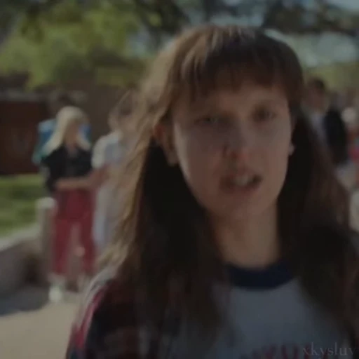 🧇 Стикер «Eleven Stranger Things» для Telegram