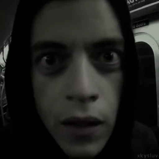 😟 Стикер «Elliot Alderson» для Telegram