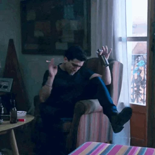 🌯 Стикер «Elite 3 Netflix» для Telegram