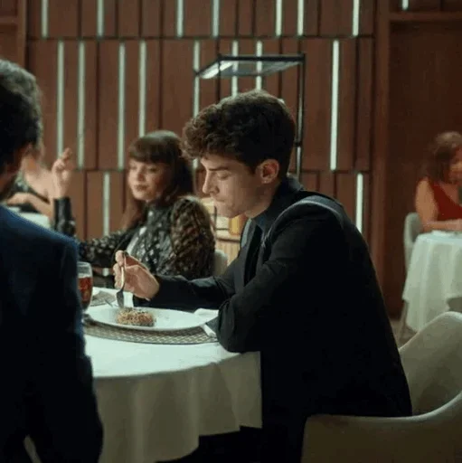 💎 Стикер «Elite season 4 Netflix» для Telegram