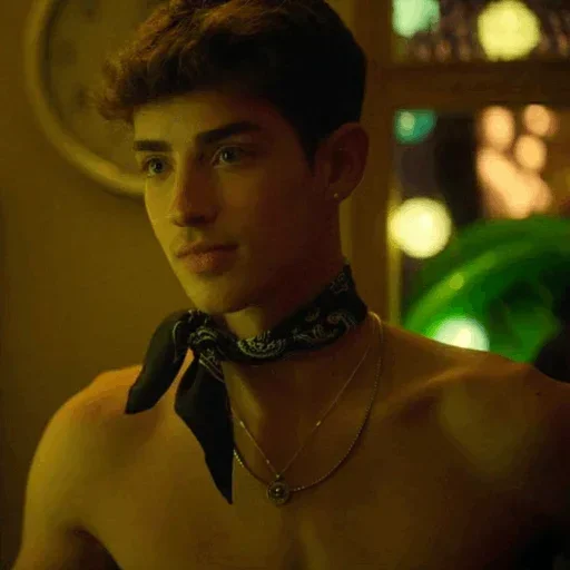 💎 Стикер «Elite season 4 Netflix» для Telegram