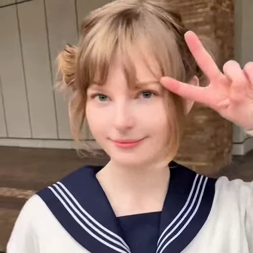 ✌️ Стикер «Ella Freya» для Telegram