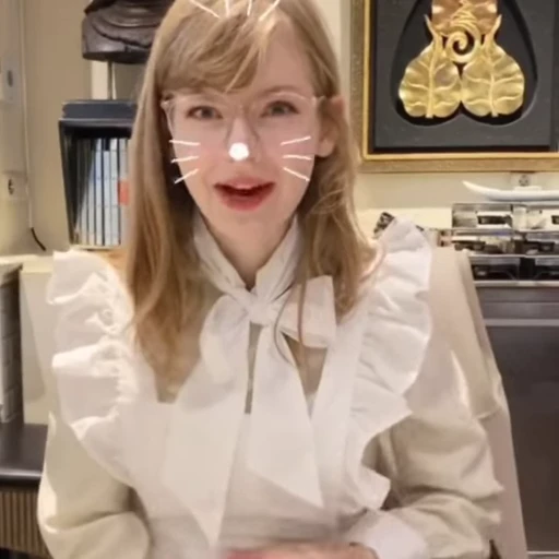 😫 Стикер «Ella Freya» для Telegram