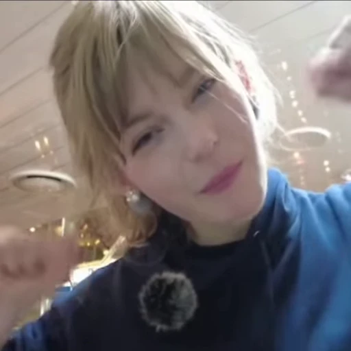 😸 Стикер «Ella Freya» для Telegram