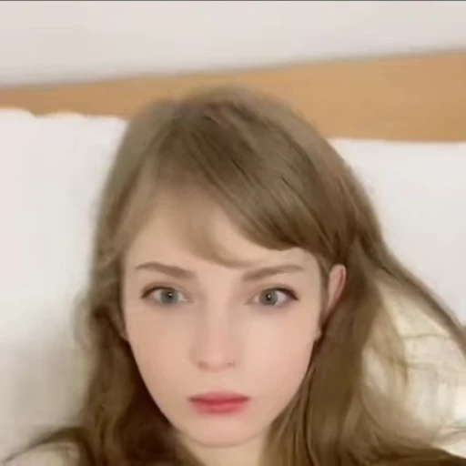 🥺 Стикер «Ella Freya» для Telegram