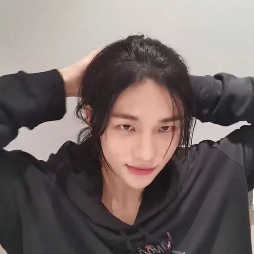 🌾 Стикер «hwan» для Telegram