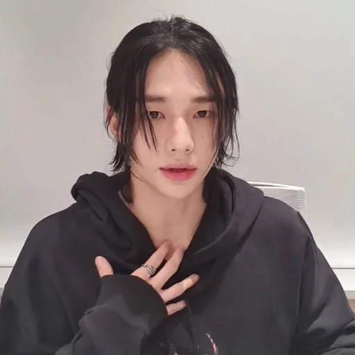 🕸 Стикер «hwan» для Telegram