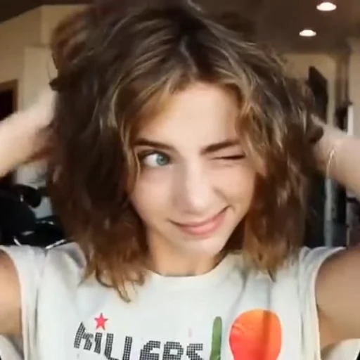 🤯 Стикер «"Emily Rudd"» для Telegram