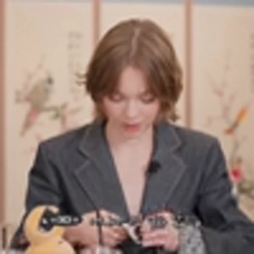 🤩 Эмодзи «Emma Myers» для Telegram