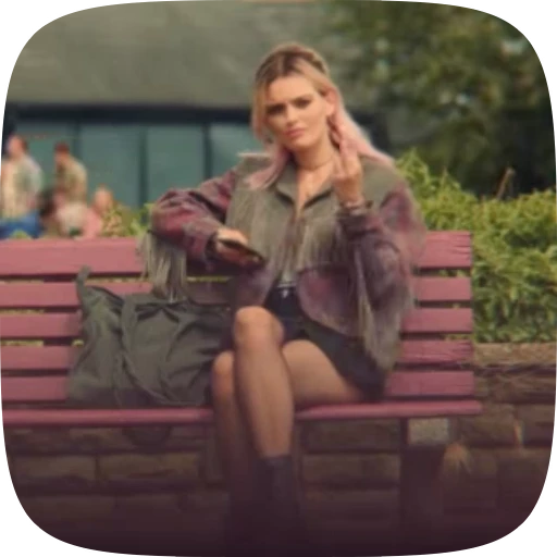 👆 Стикер «Emma Mackey» для Telegram