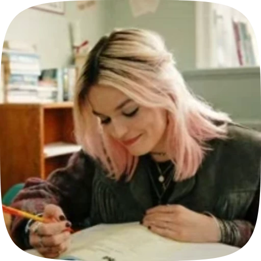 😶 Стикер «Emma Mackey» для Telegram