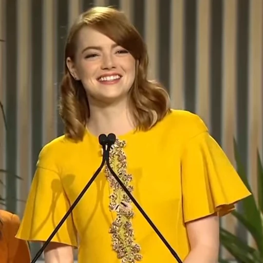 😂 Стикер «Emma Stone» для Telegram