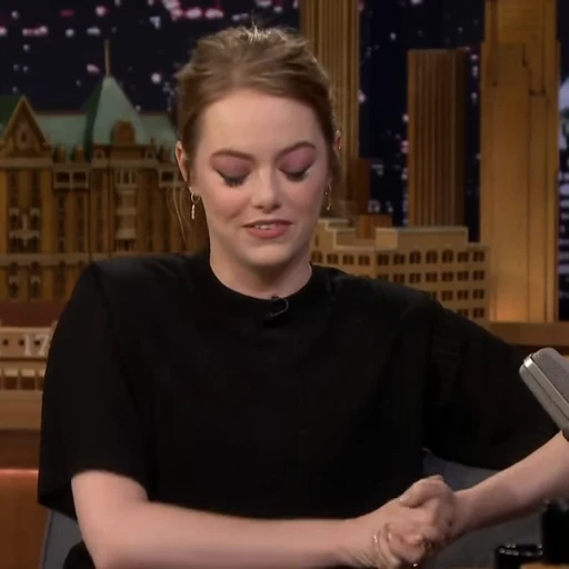 😱 Стикер «Emma Stone» для Telegram