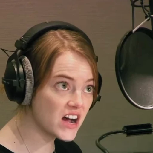 😬 Стикер «Emma Stone» для Telegram