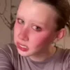 Стикер 12 Анюта